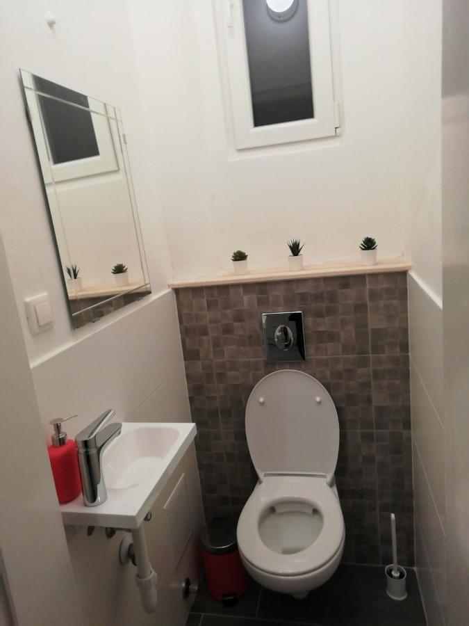 Luxury New Apartment With Gallery At Dob Street Nearby Gozsdu Court ブダペスト エクステリア 写真